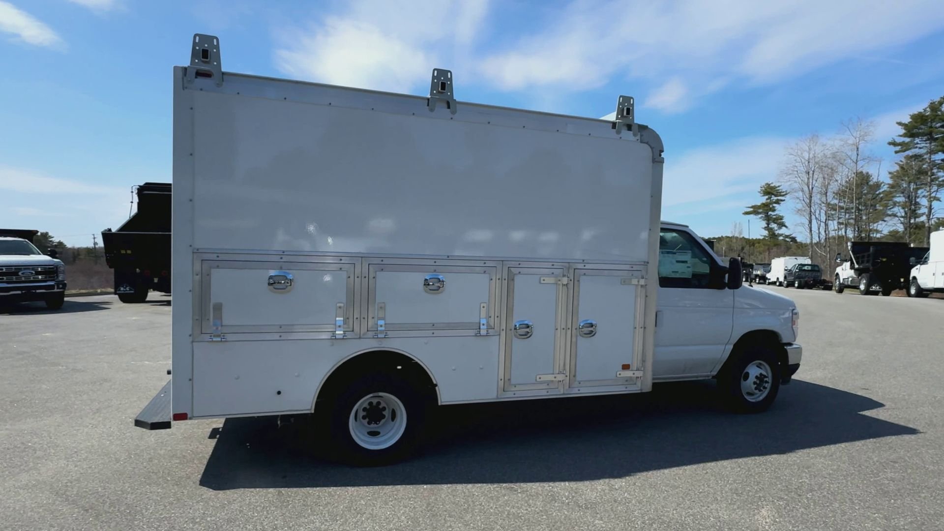 2026 Ford E-Series Cutaway Base - Photo 21