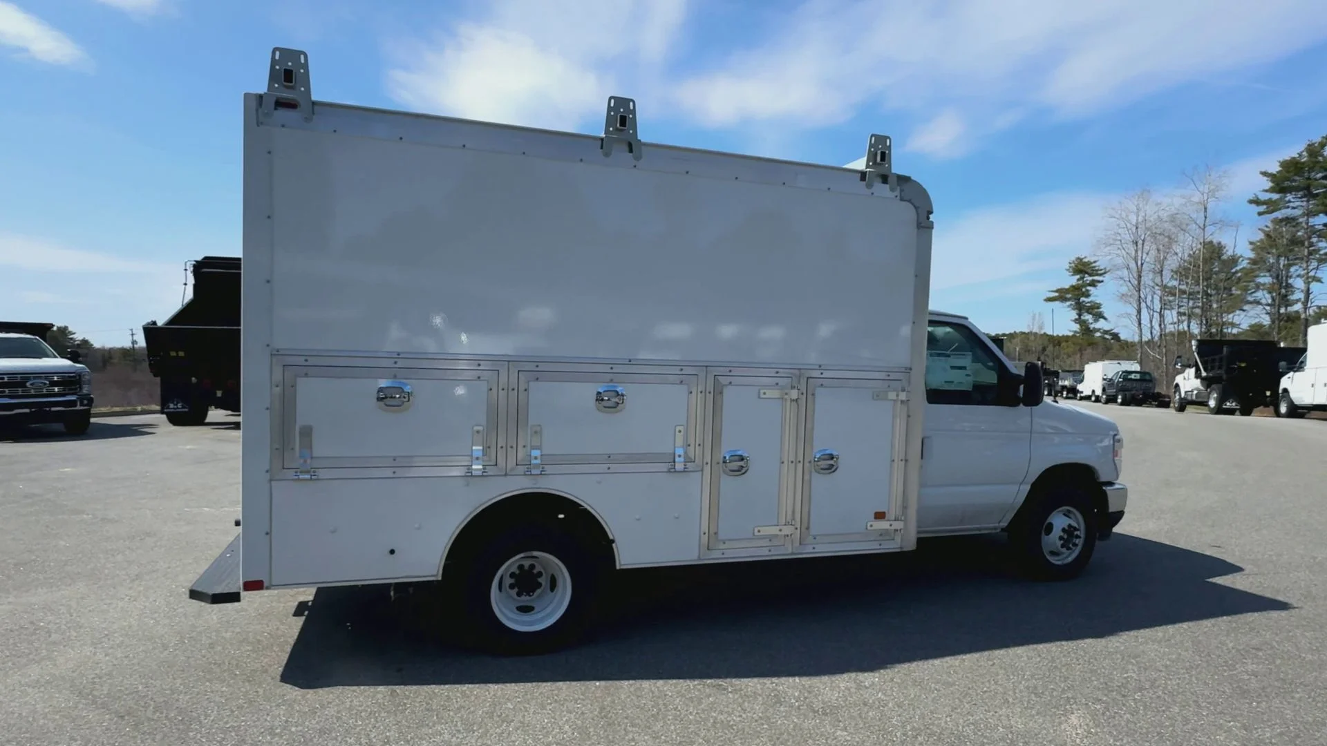 2026 Ford E-Series Cutaway Base - Photo 21