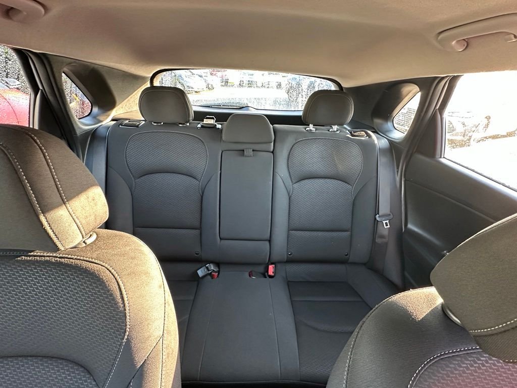 2018 Hyundai Elantra GT GT - Photo 12