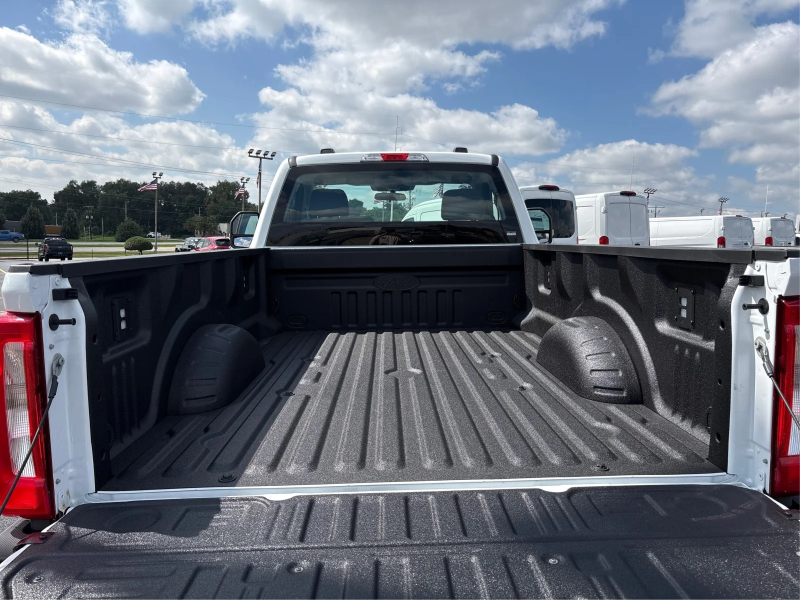 New 2026 Oxford White Ford F-250® XL image 10