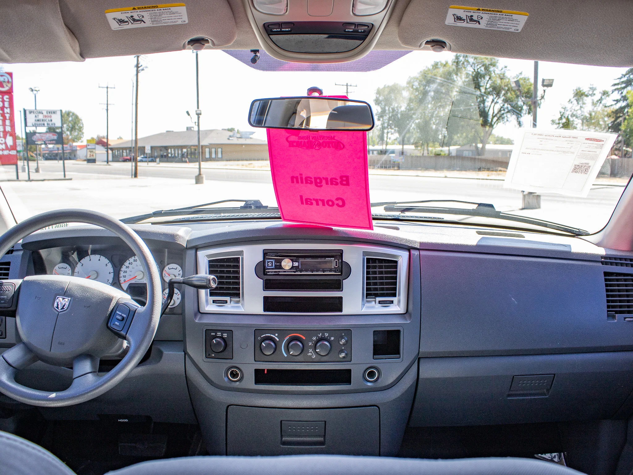 Used 2007  Dodge SLT image 18