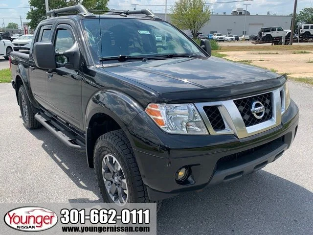 2019 Nissan Frontier 4.0 PRO-4X Crew Cab 4X4 AT's photo