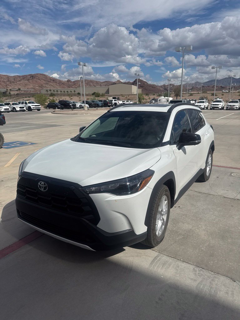 Used 2026 Beige Toyota LE image 1