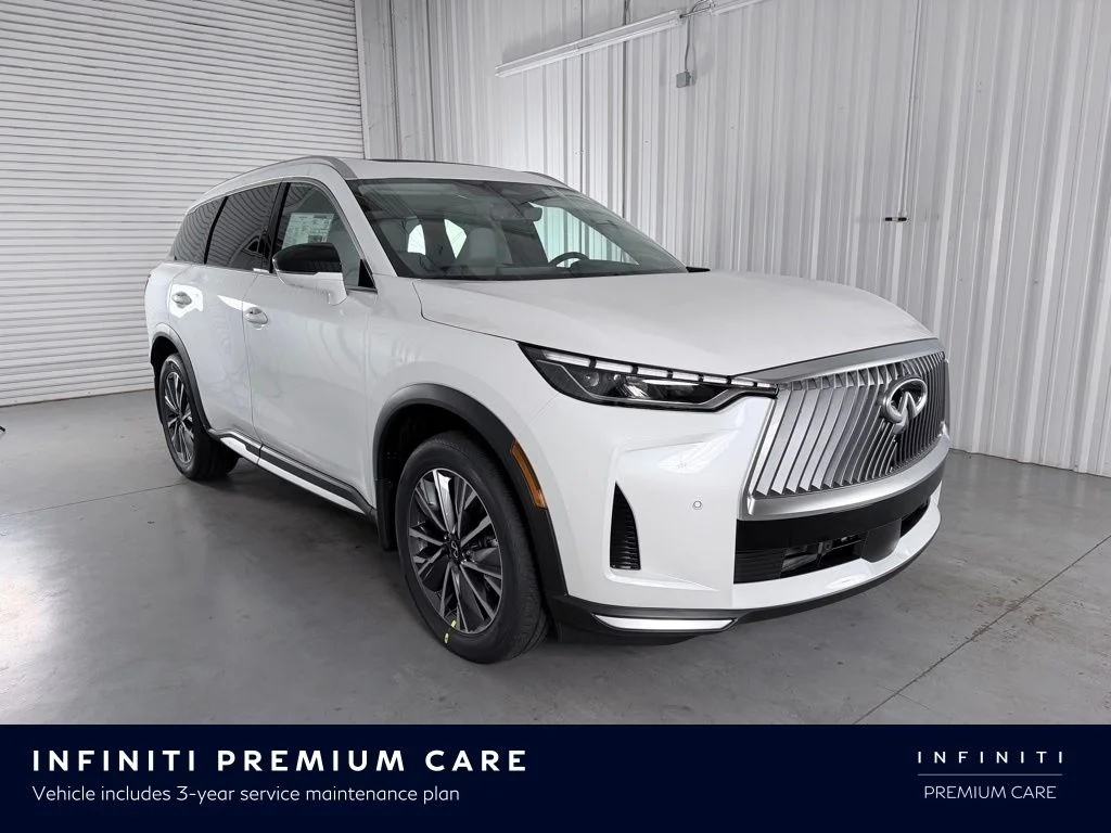New 2026 RADIANT WHITE INFINITI Luxe FWD image 3