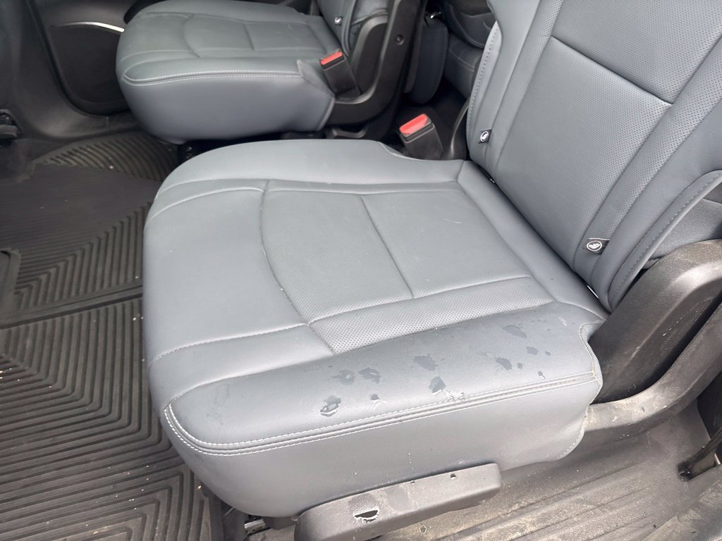 Used 2023 Gray Metallic Buick Essence image 41
