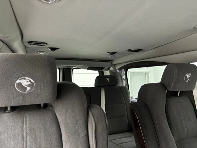 Used 2019 Silver Ice Metallic Chevrolet Explorer Limited SE image 40