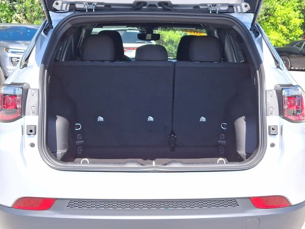 2025 Jeep Compass Sport - Photo 10