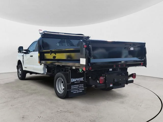 2025 Ford F-350 Super Duty Chassis Cab XL - Photo 7