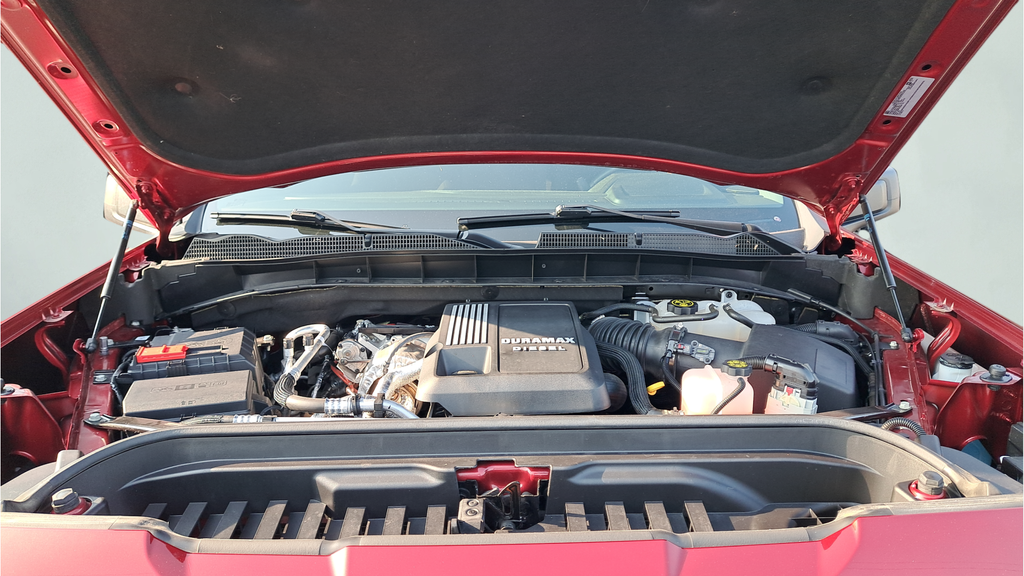 Used 2024 Red GMC Elevation image 25