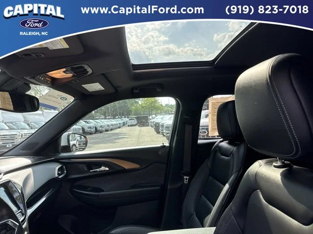 Used 2023 Red Chevrolet ACTIV image 22