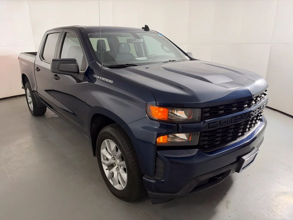 Certified Used 2020 Blue Chevrolet Custom image 2