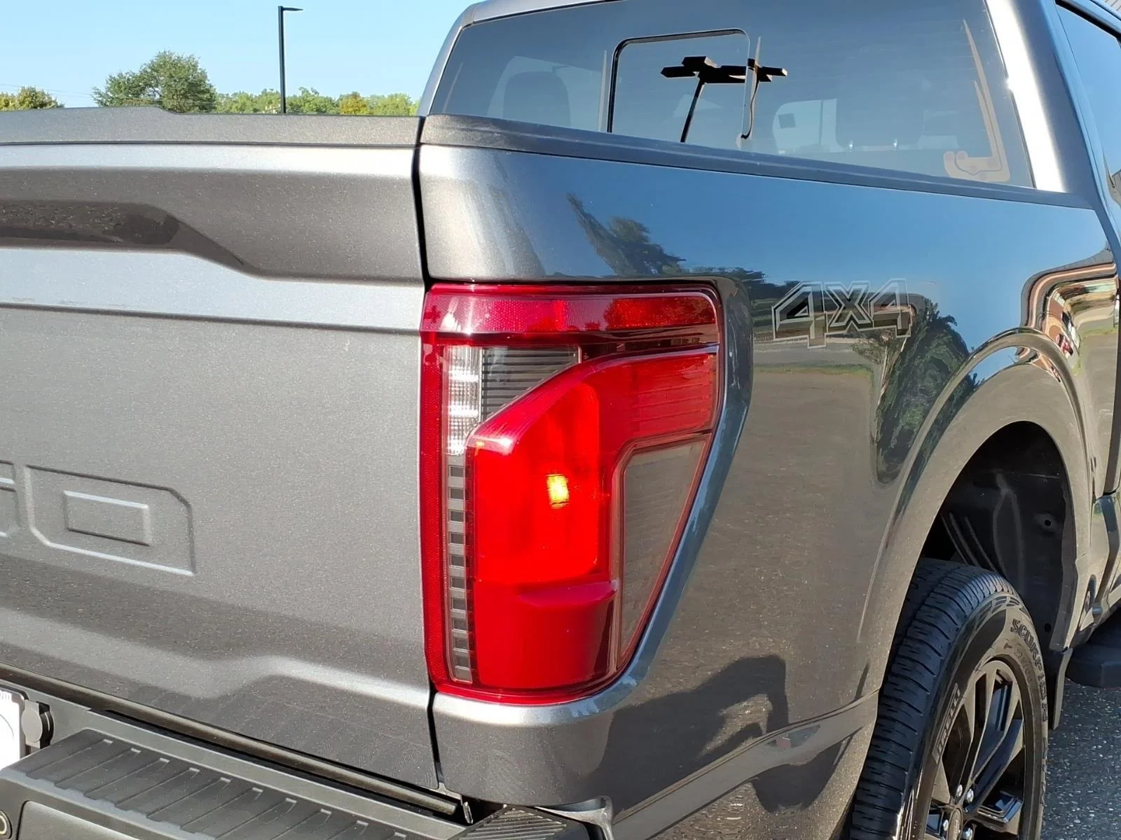 Used 2024 Carbonized Gray Metallic Ford XLT image 18
