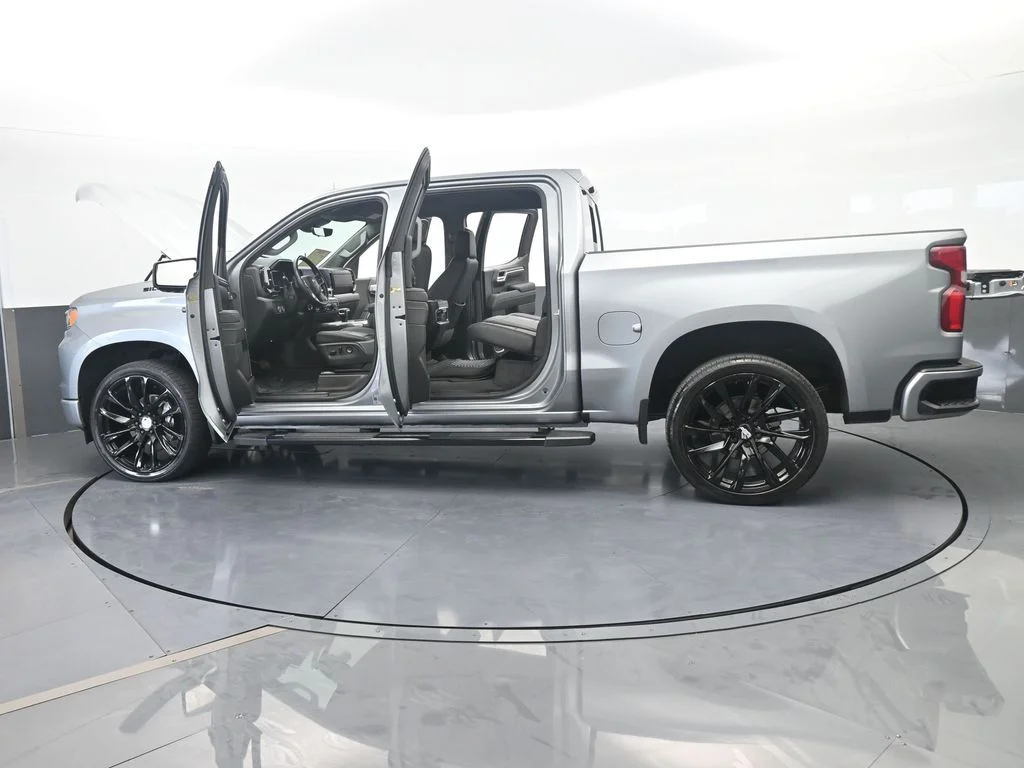 Used 2025 Sterling Gray Metallic Chevrolet LTZ image 89