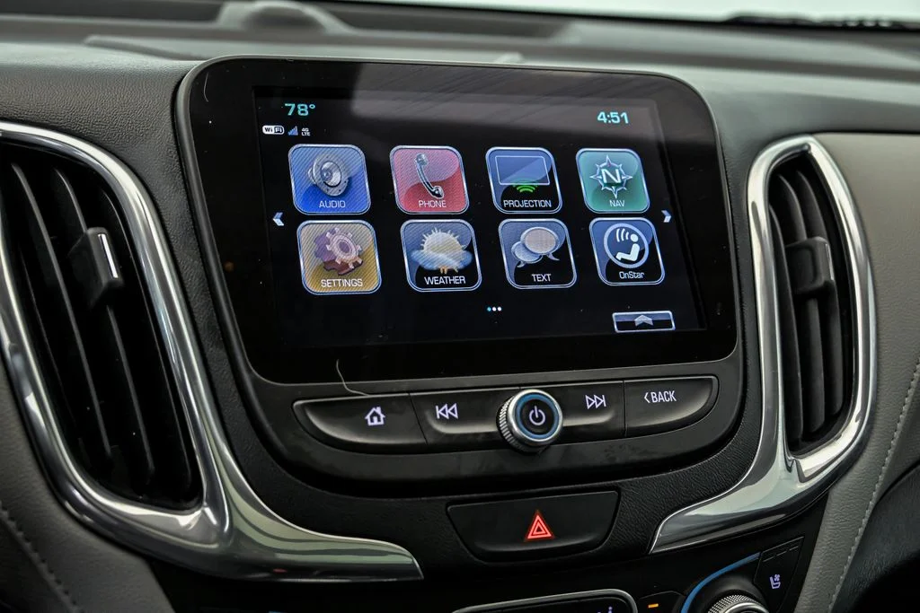 Used 2018 Gray Chevrolet Premier image 23