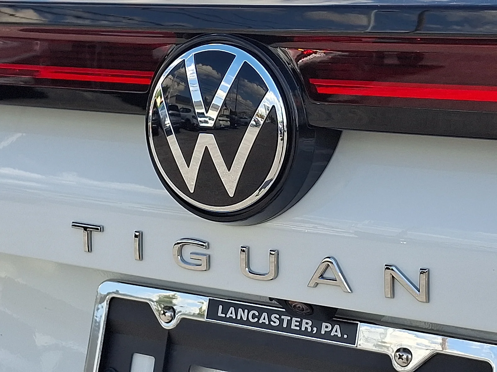 New 2026 Pure White - 0Q0Q Volkswagen S image 12