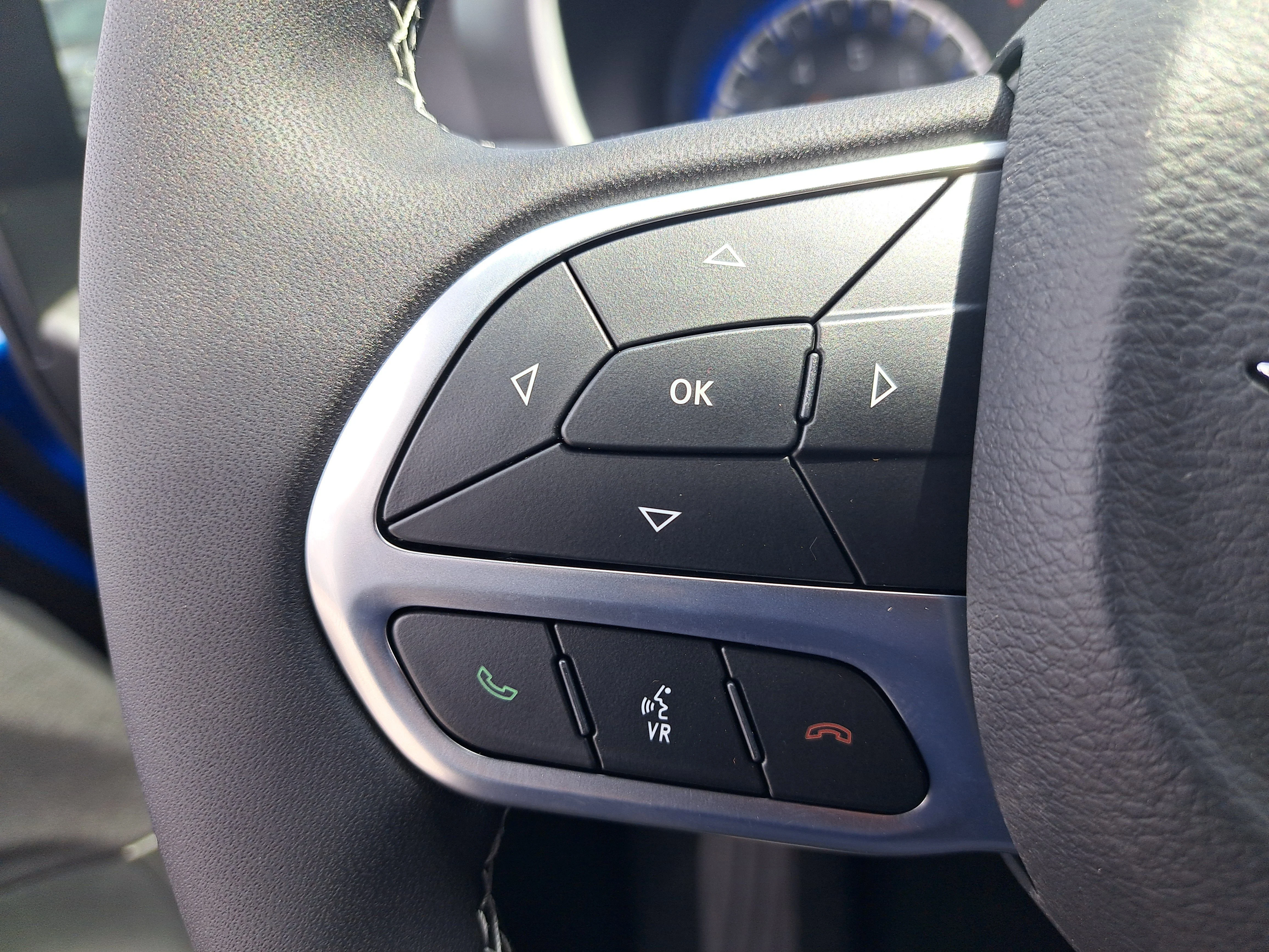 New 2026 Hydro Blue Pearlcoat Chrysler Select image 14