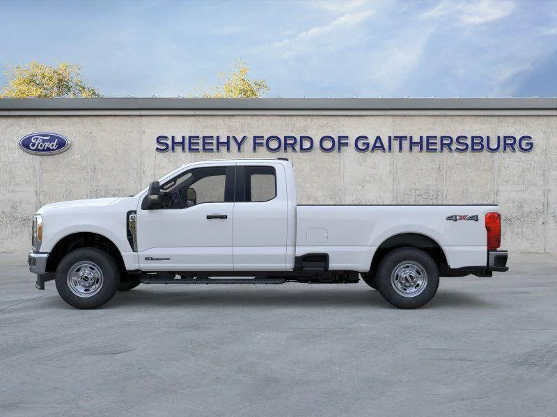 New 2026 Oxford White Ford XL image 4