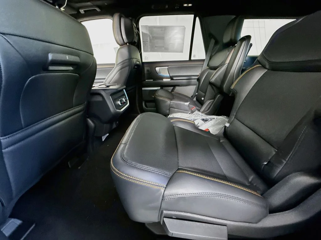 New 2027 Glacier Gray Metallic Tri-Coat Ford Tremor® image 26