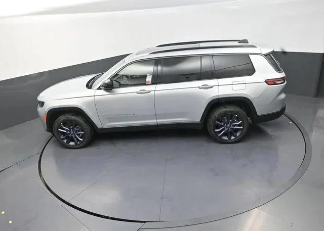 New 2026 Silver Zynith Jeep 85th Anniversary Edition image 14