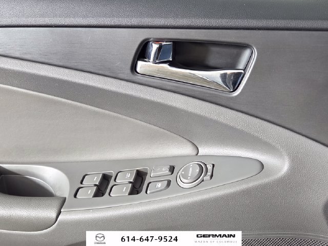 Used 2011 Blue Hyundai GLS image 28