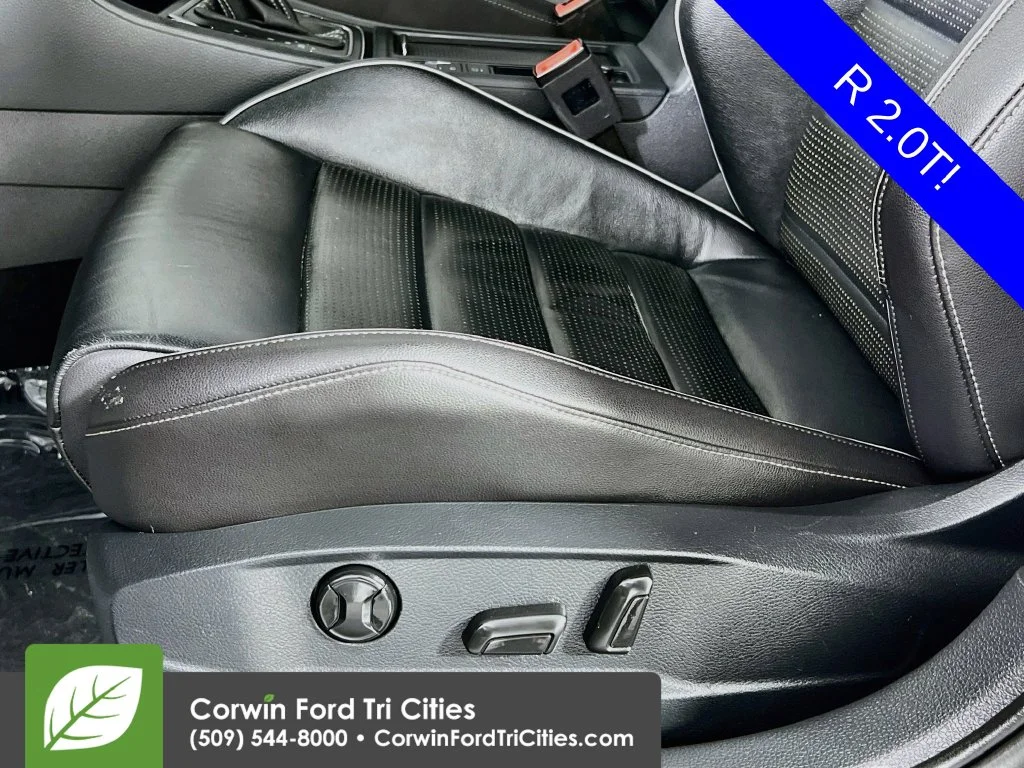 Used 2019 Indium Gray Metallic Volkswagen DCC & Navigation 4Motion image 22