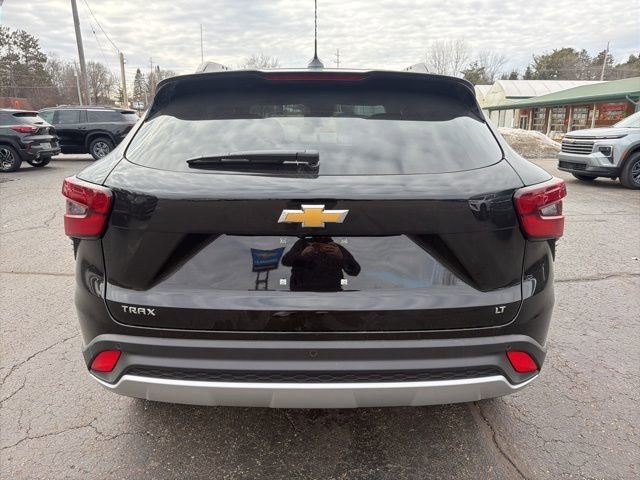 2026 Chevrolet Trax LT - Photo 4