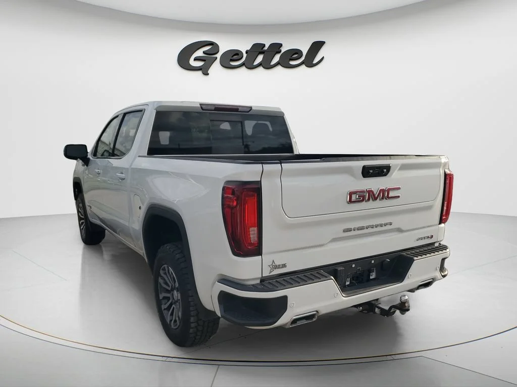 Used 2023 White GMC AT4 image 5