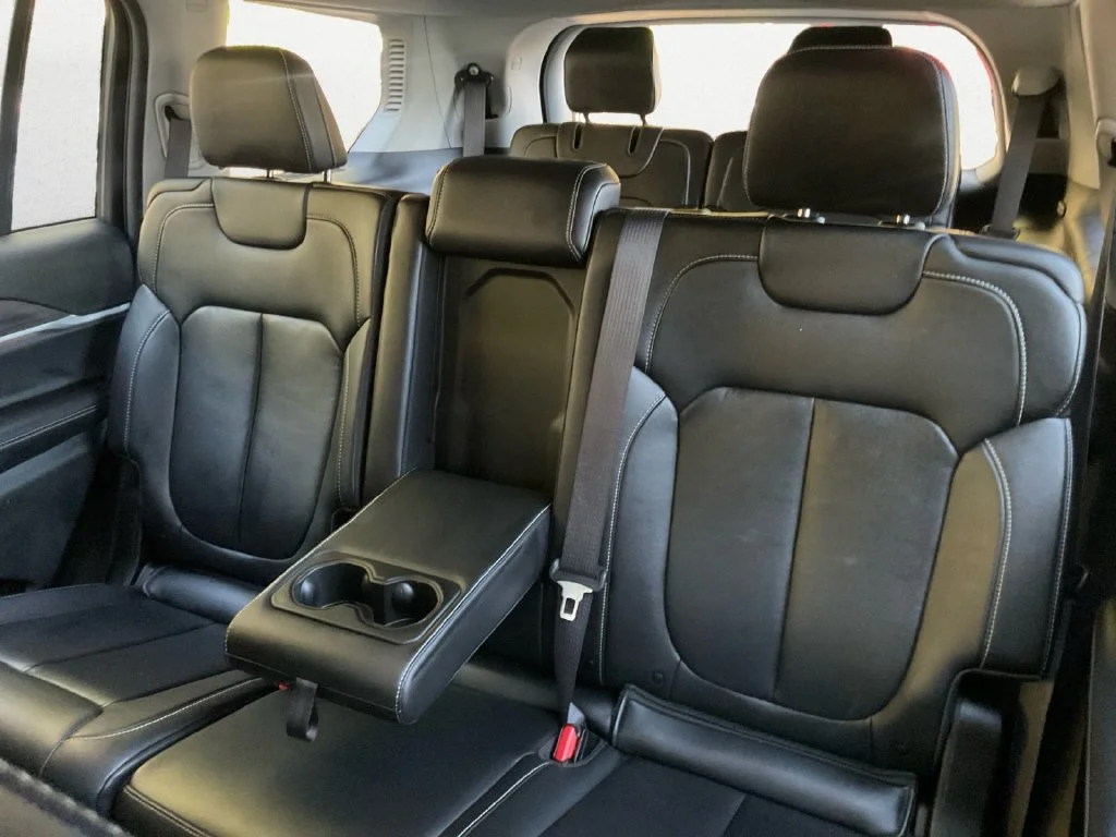 Used 2022 Black Jeep Limited image 9