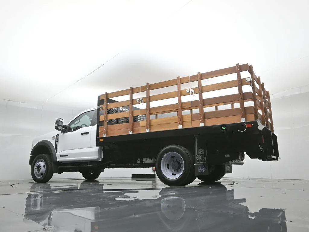 New 2025 White Ford XLT image 46
