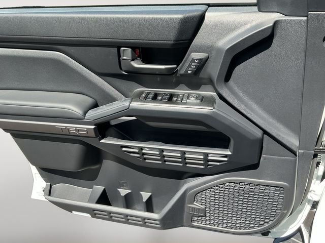 New 2026 Ice Cap Toyota 4Runner TRD Off-Road Premium image 11
