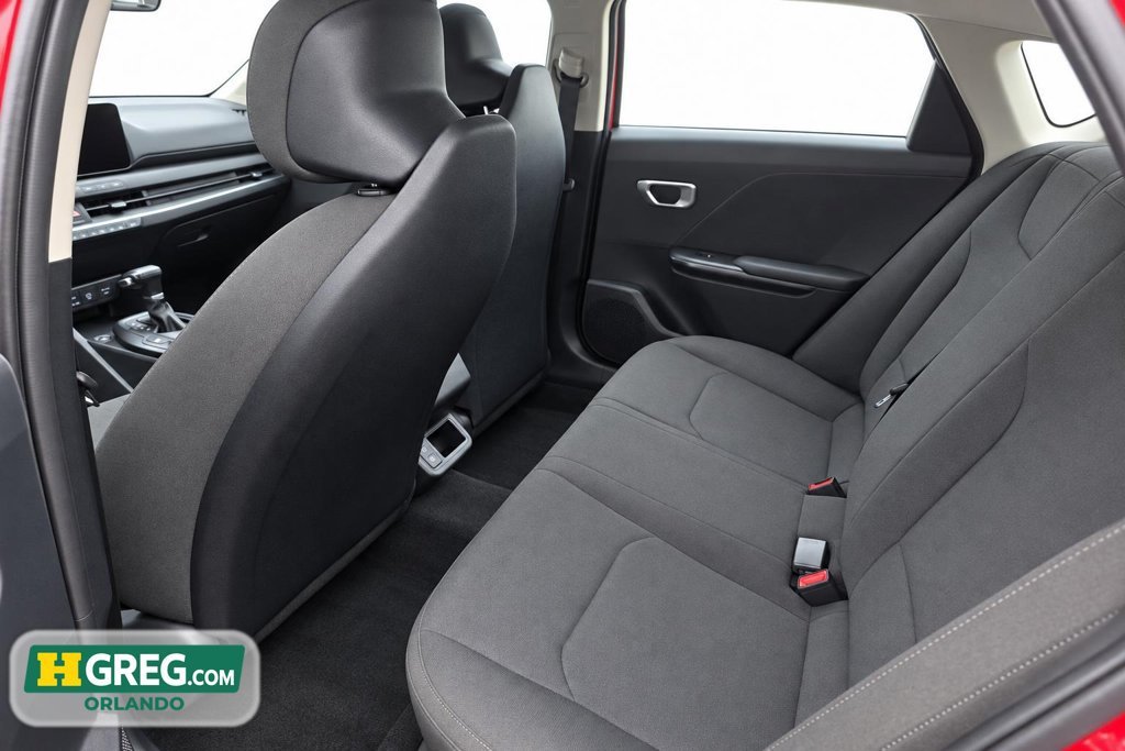 Used 2026 Currant Red Kia LXS image 9