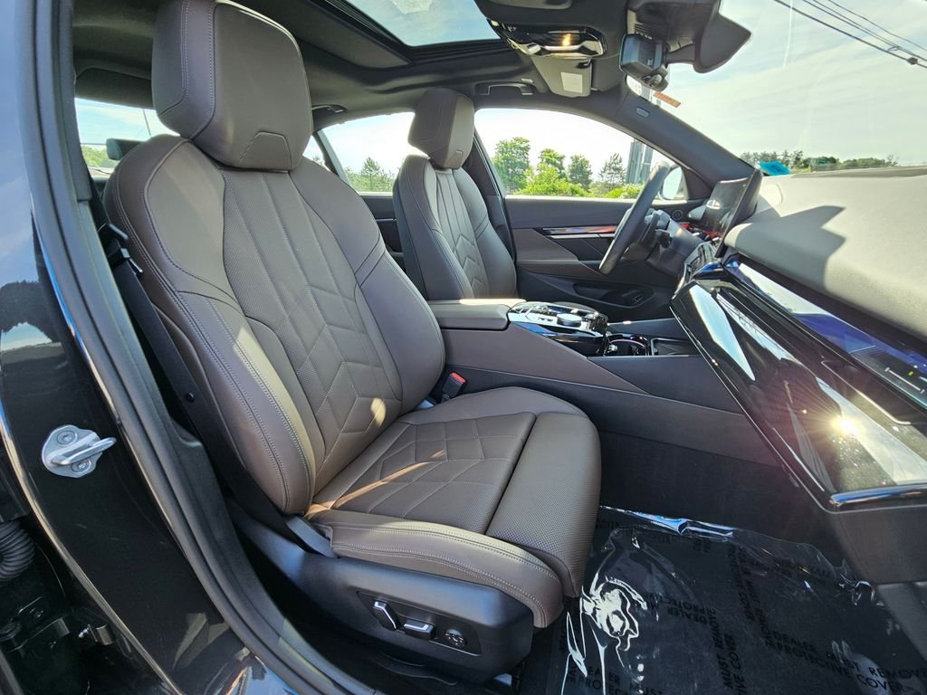 Certified Used 2024 Dark Graphite Metallic BMW 540i xDrive image 16