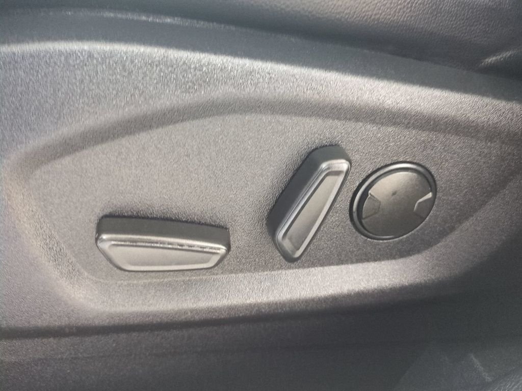2024 Ford Edge SEL - Photo 22