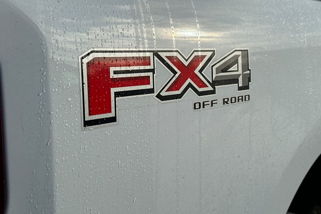 2023 Ford F-250SD XLT photo 4