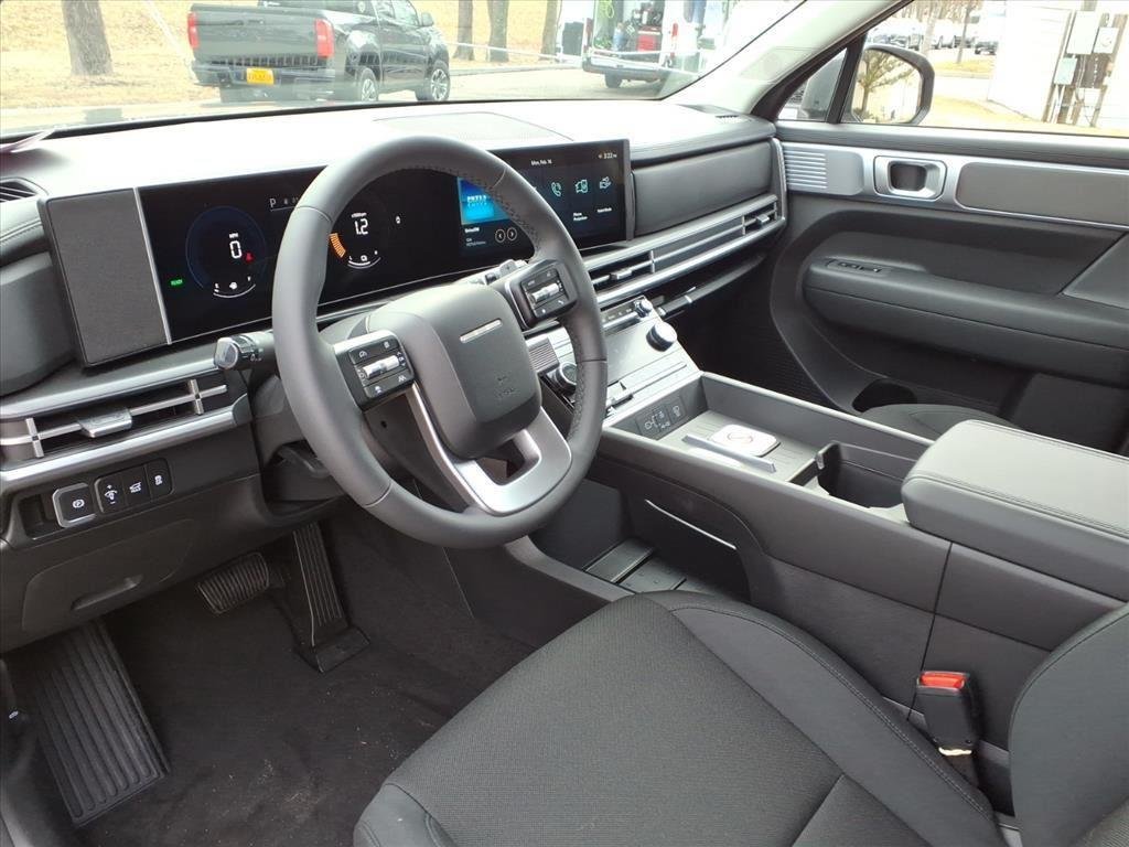 New 2026 Hampton Gray Hyundai SE image 18