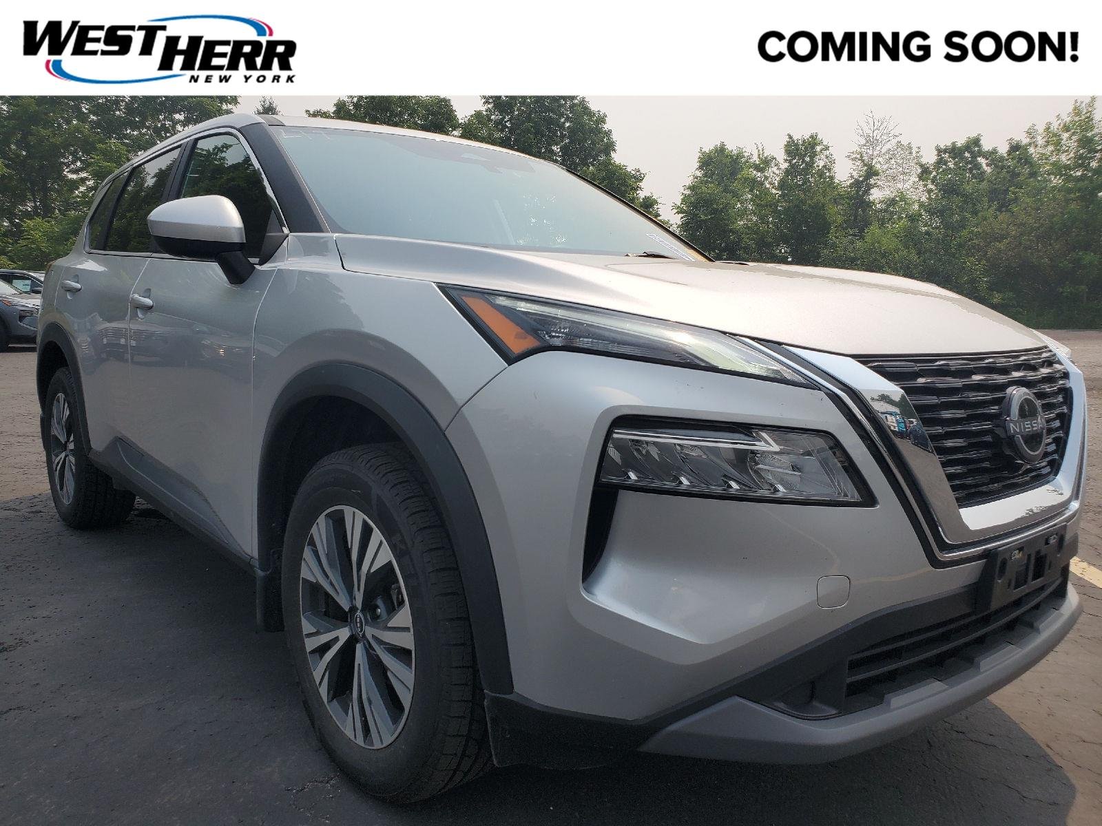 Used 2023 Brilliant Silver Metallic Nissan SV image 1