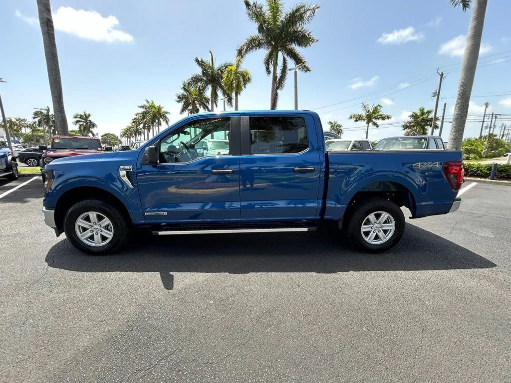 New 2025 Blue Ford XL image 7