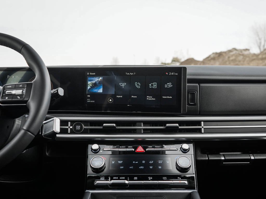 New 2026 Phantom Black Hyundai SEL AWD image 17