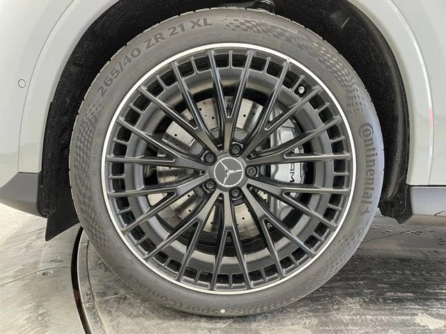 New 2026 MANUFAKTUR Alpine Grey Mercedes-Benz GLC 43 AMG® image 11