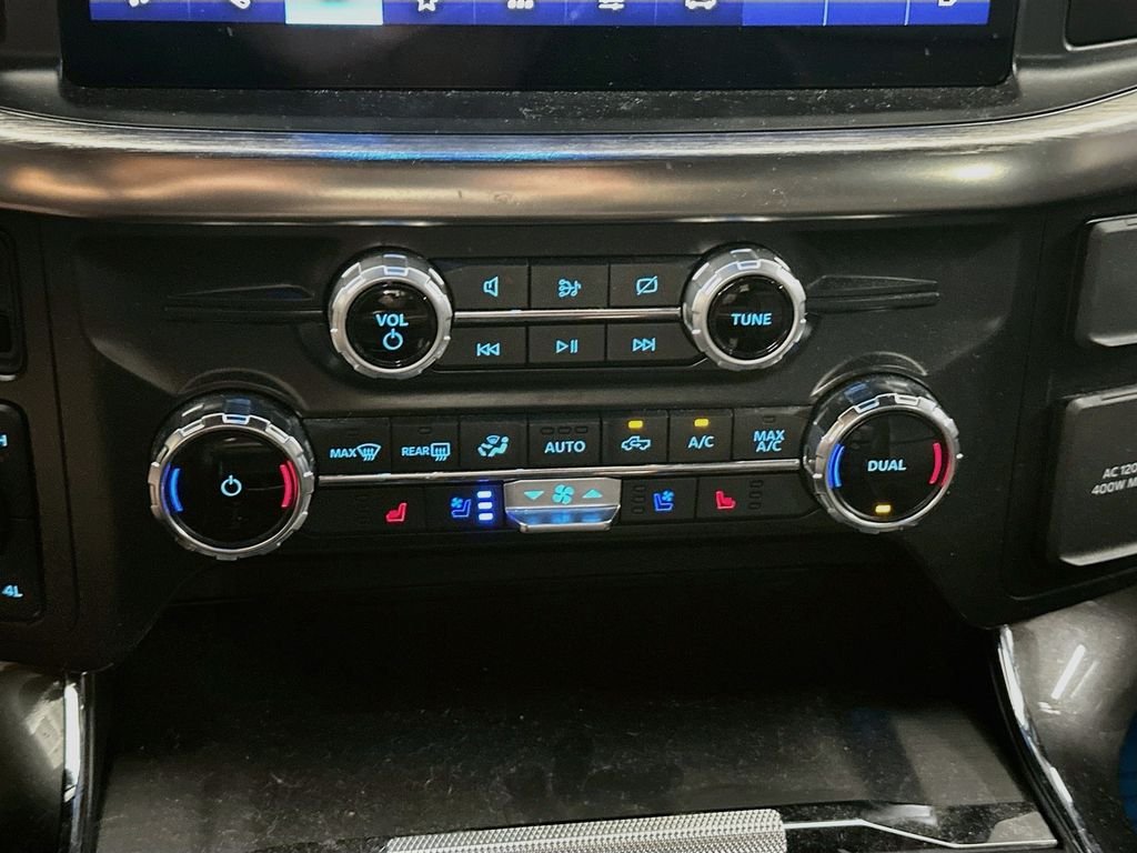 Used 2022 Black Ford Lariat image 17