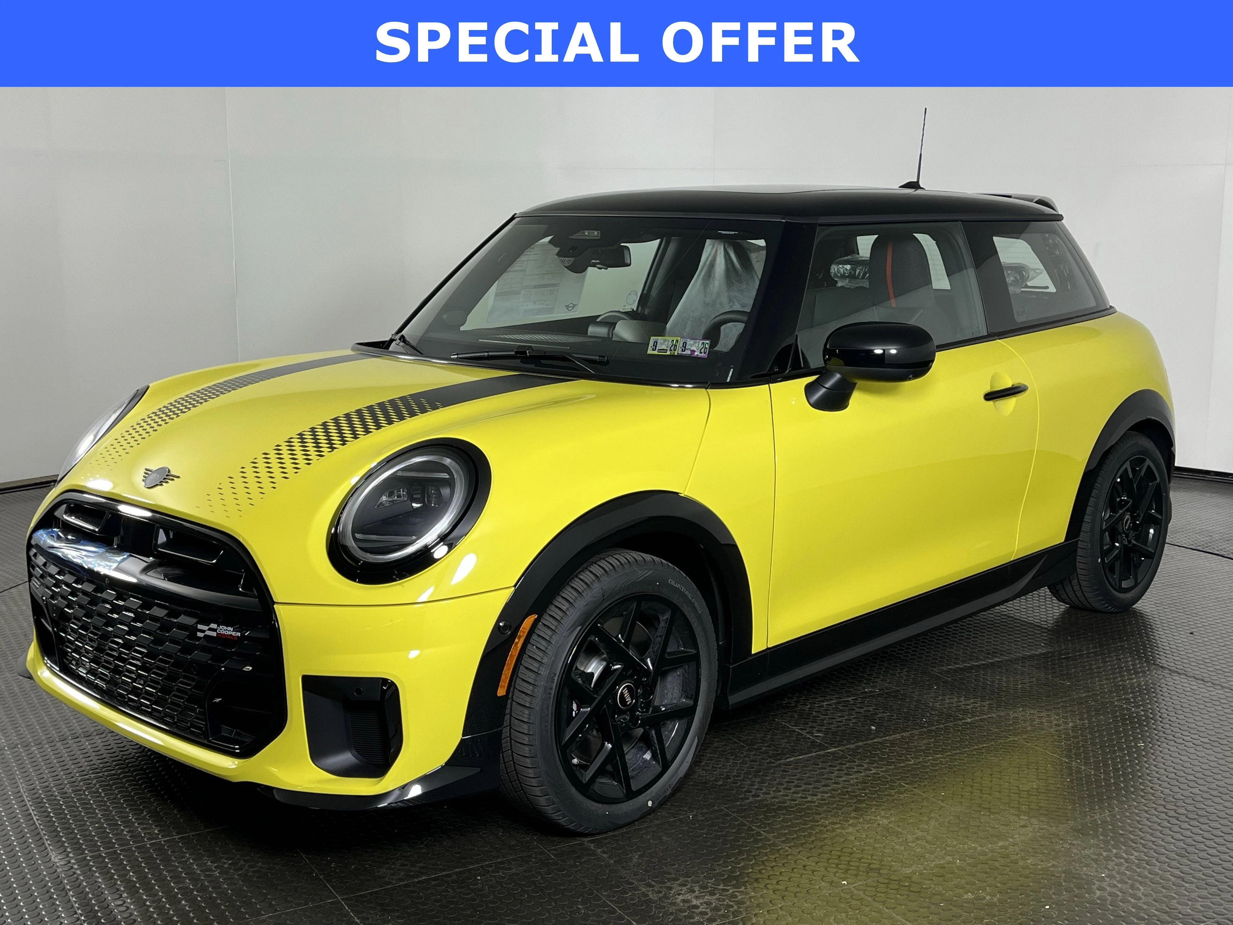 2026 MINI Hardtop Cooper S's photo