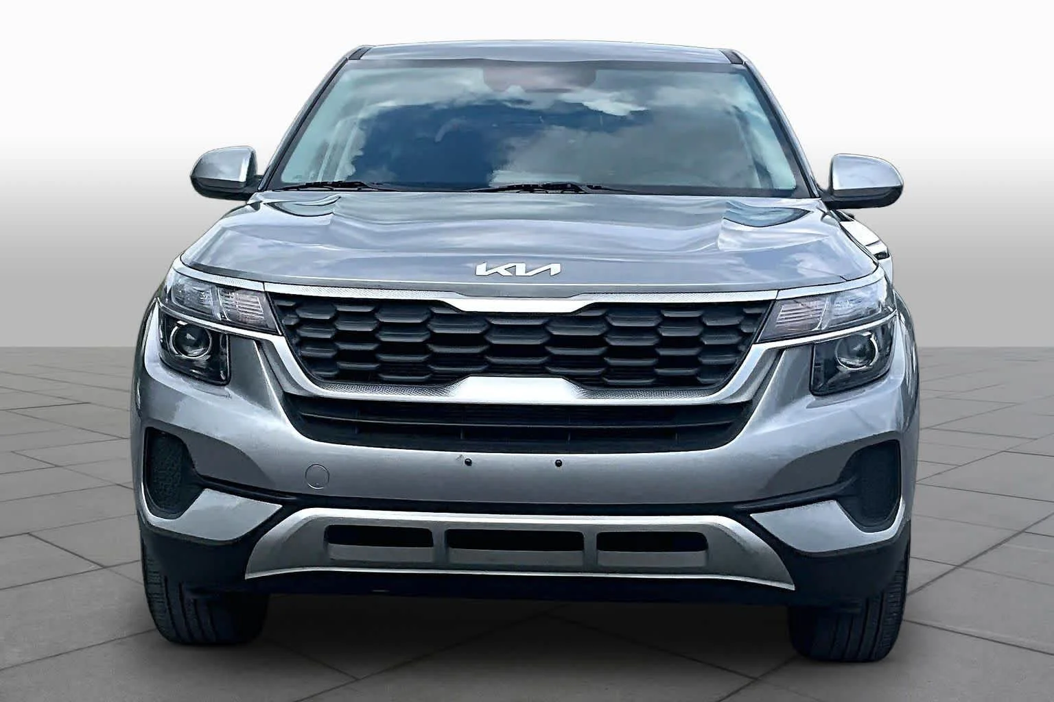 Pre-Owned 2023 Kia Seltos LX