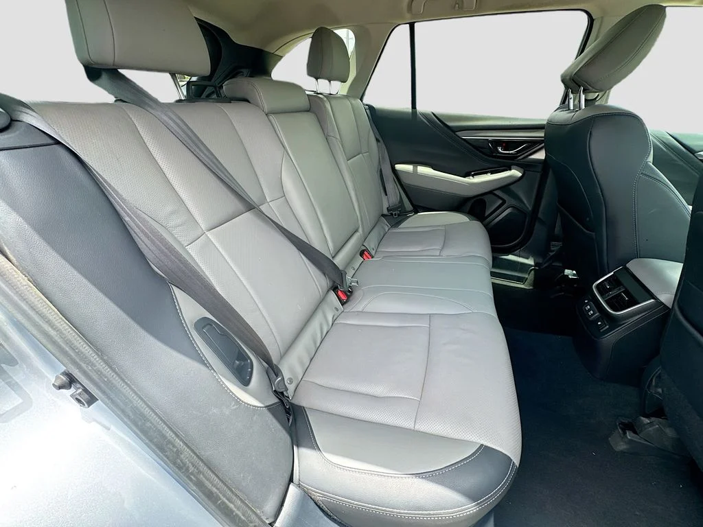 Used 2020 Silver Subaru Limited image 33