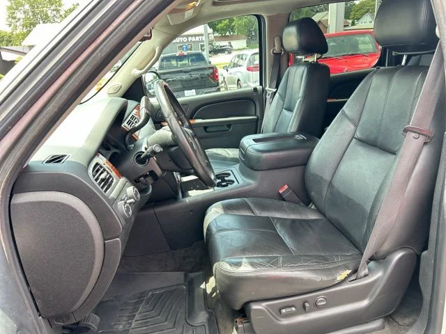 Used 2012 Silver Ice Metallic Chevrolet LT image 28