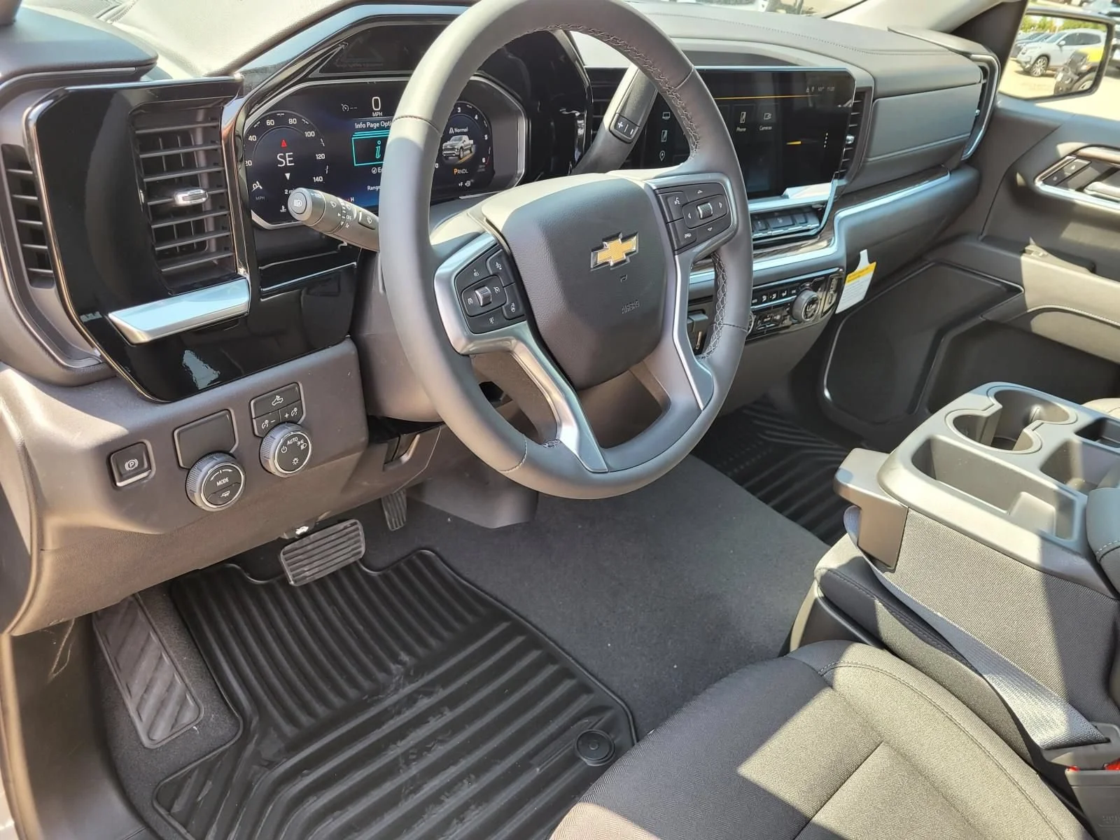 2026 Chevrolet Silverado 1500 LT - Photo 15