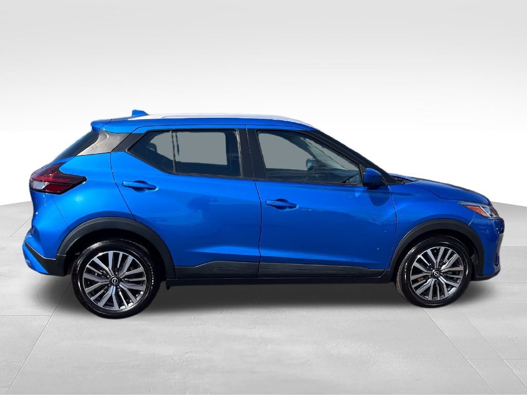 Used 2024 Blue Nissan SV image 6
