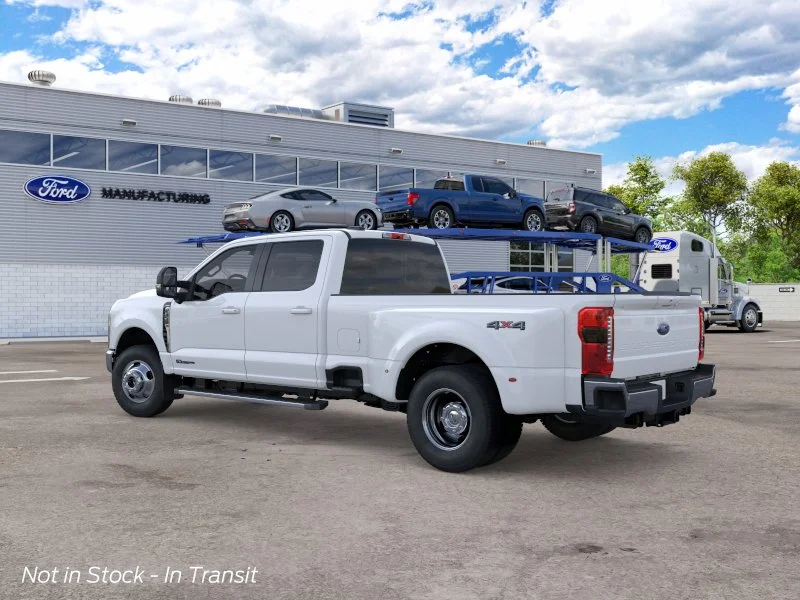 New 2026 Oxford White Ford Lariat image 4