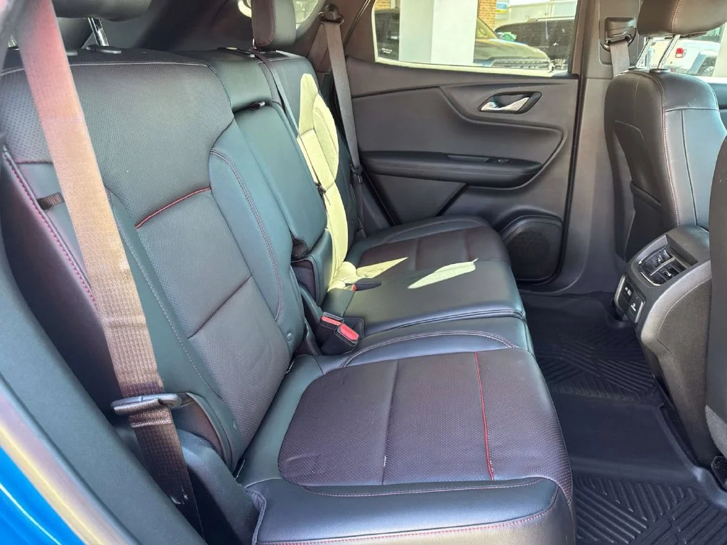 Used 2021 Blue Chevrolet RS image 19