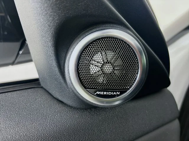 New 2026 White Land Rover S image 20