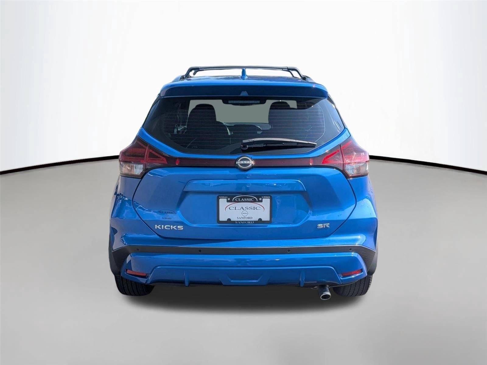 Used 2024 Electric Blue Metallic Nissan SR image 4